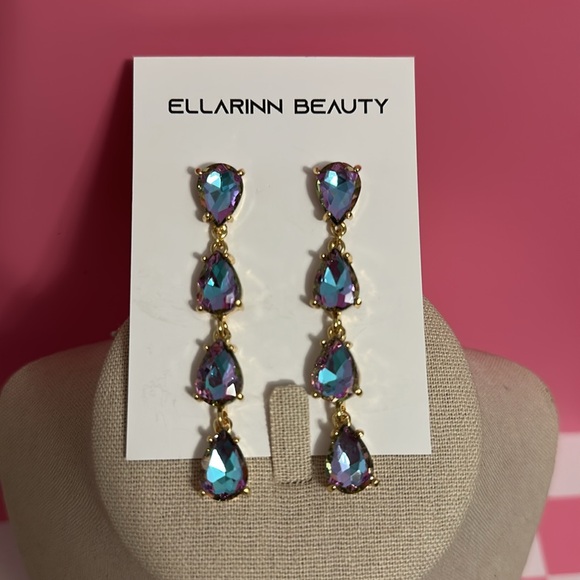 ellarinn Jewelry - NWOT - Ellarinn Beauty Pear Shape Dangle Earrings